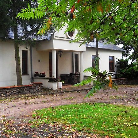 Kasztelania Pod Lipami Villa Zakroczym Exterior photo