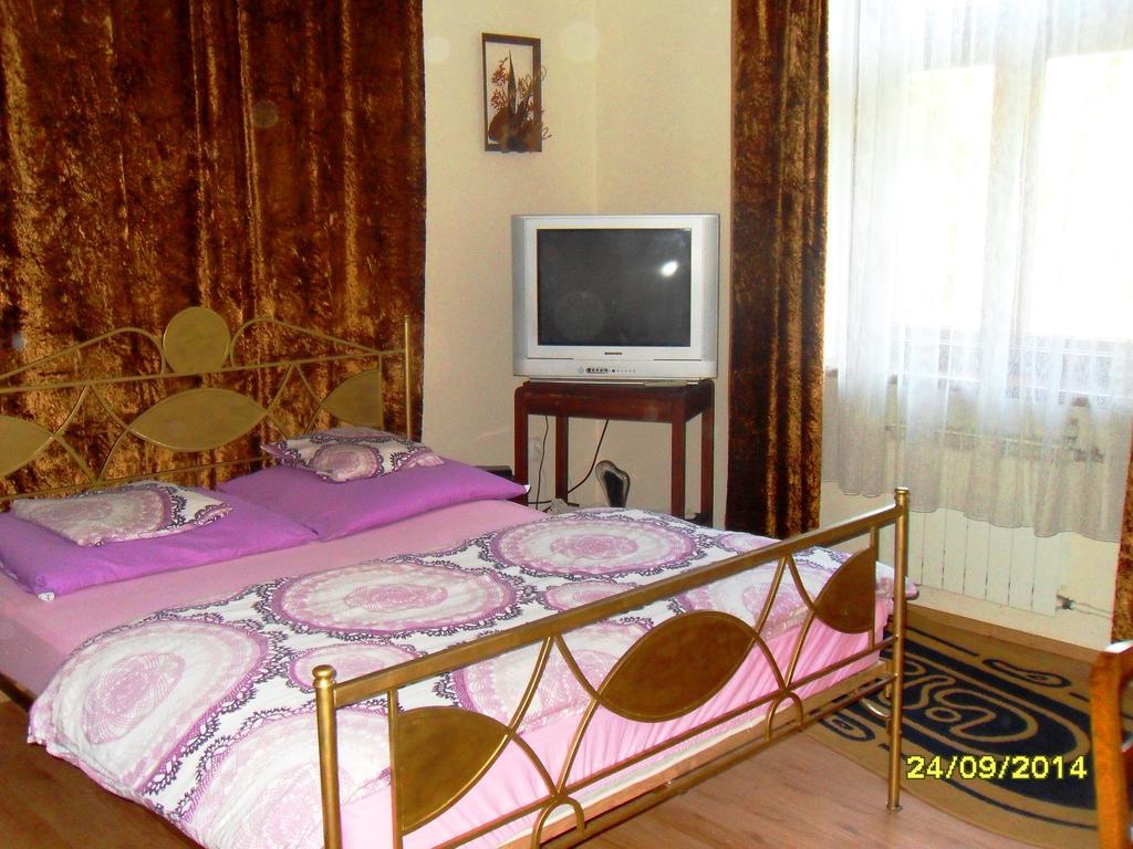 Kasztelania Pod Lipami Villa Zakroczym Room photo